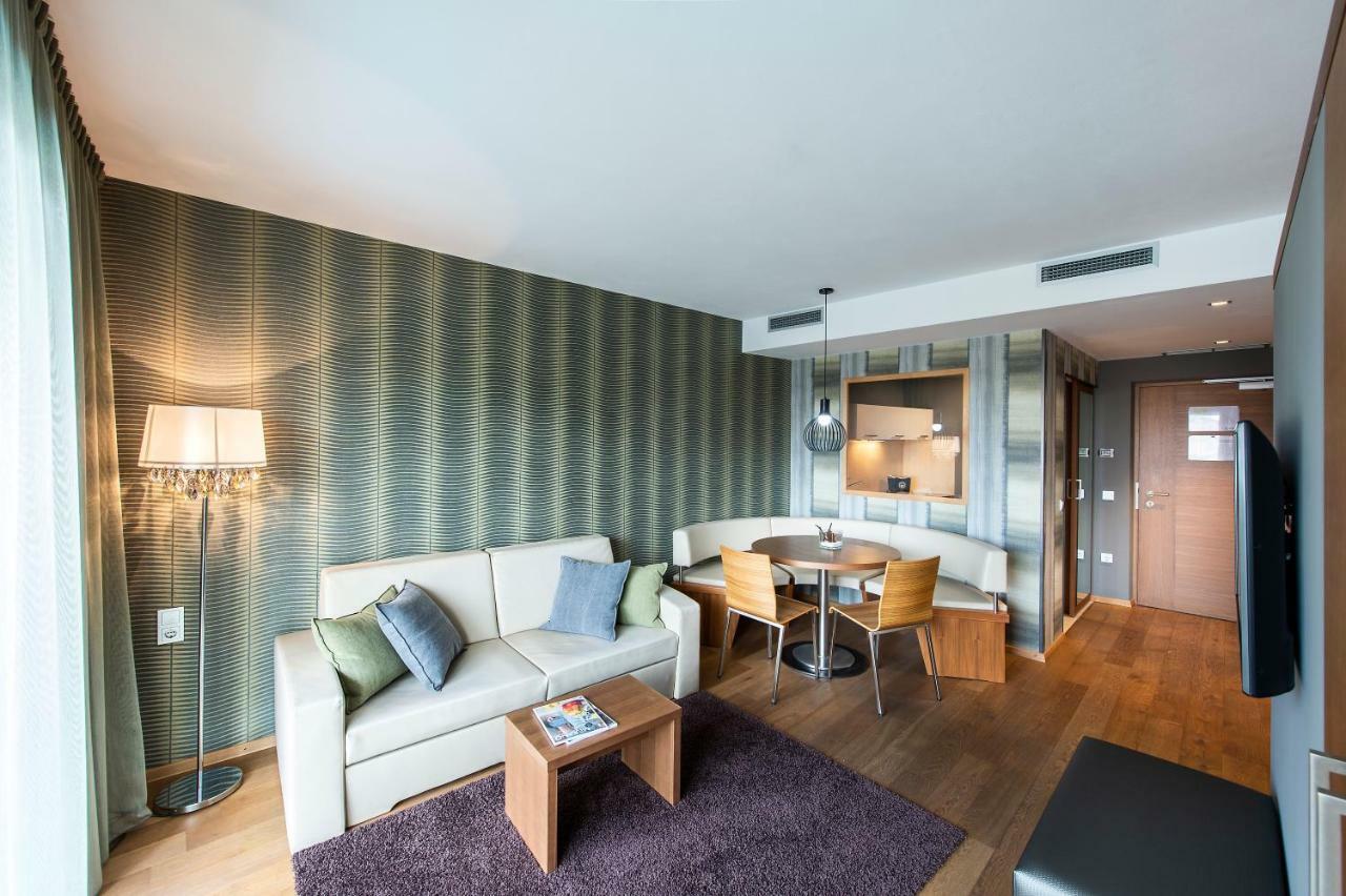 ALIA appartements&wellness Algund Exterior foto